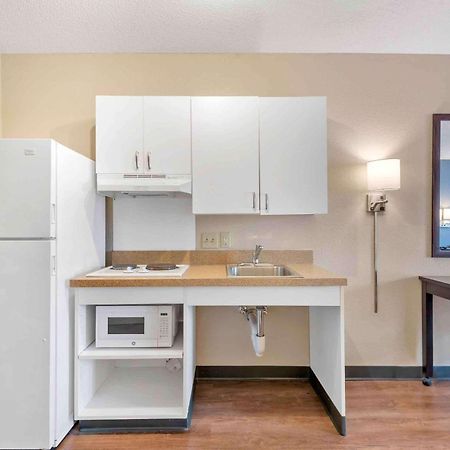 Extended Stay America Premier Suites - Tampa - Fairgrounds - Casino Mango Dış mekan fotoğraf